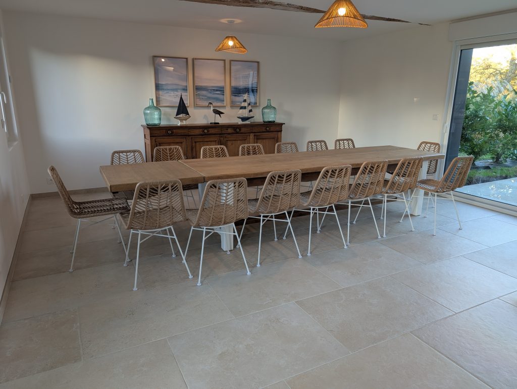 Salle à manger, espace de vie, gîte de groupe à Quend